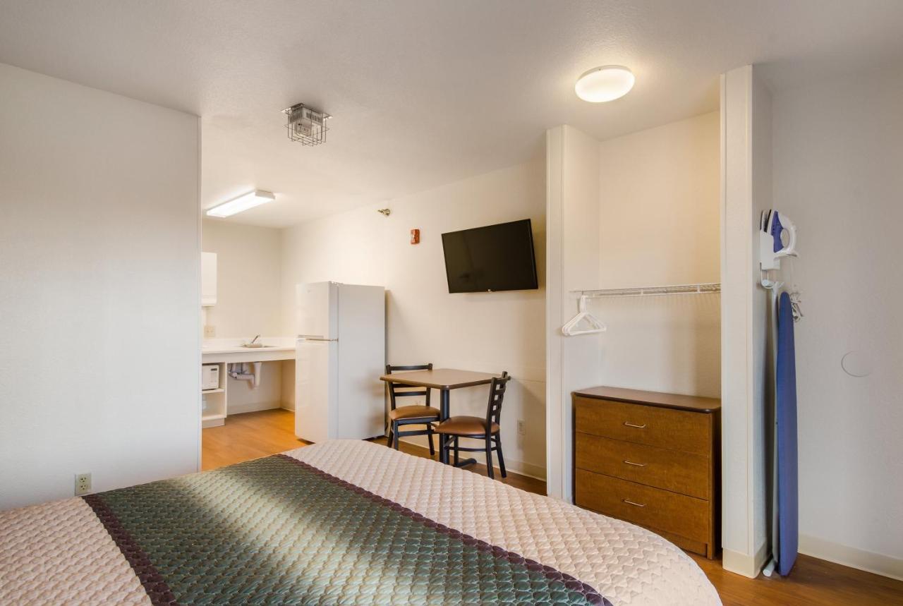 Hometowne Studios By Red Roof Denver - Glendale/ Cherry Creek Luaran gambar