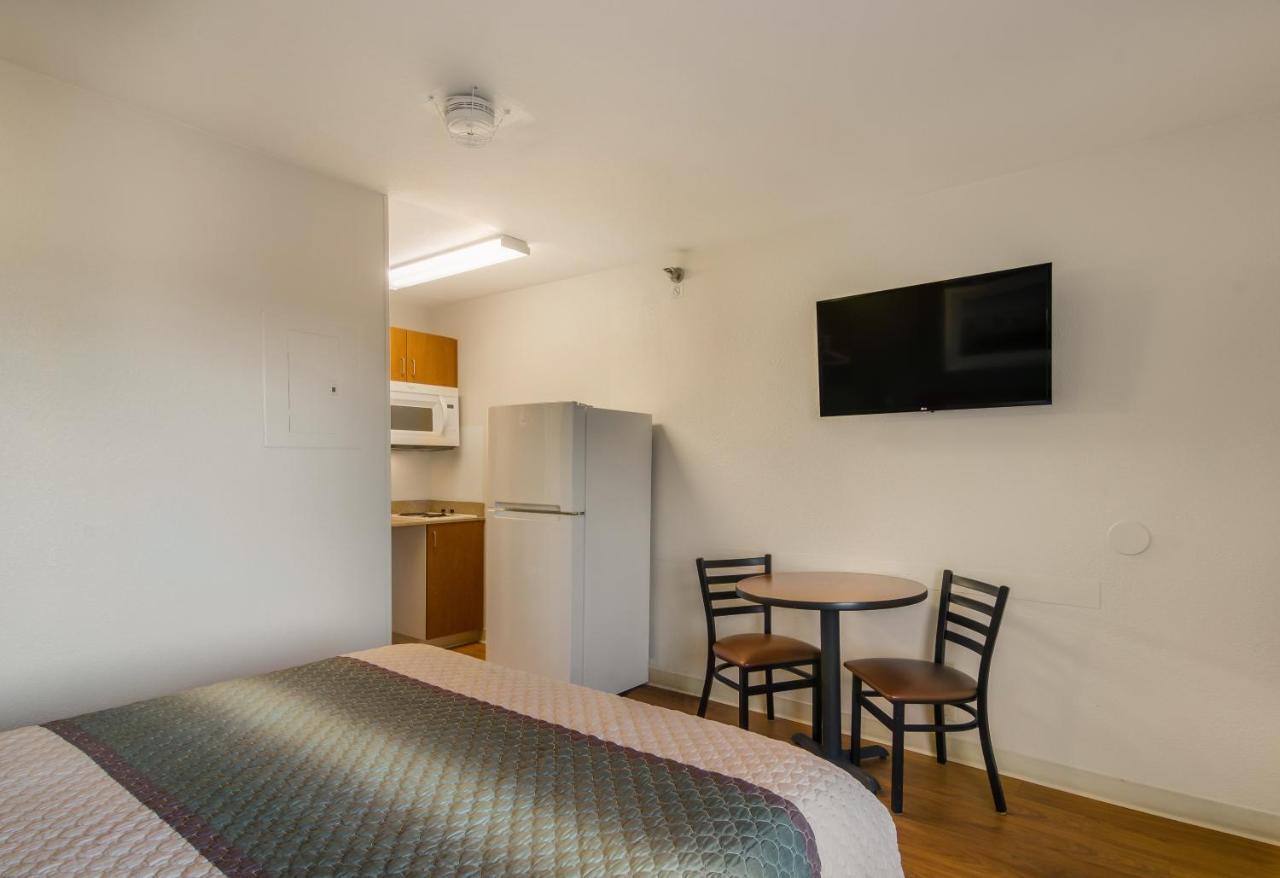 Hometowne Studios By Red Roof Denver - Glendale/ Cherry Creek Luaran gambar